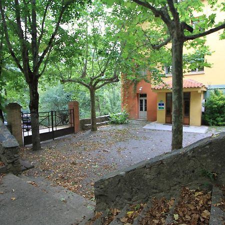 Alberg Roques Blanques Ribes De Freser Exterior photo