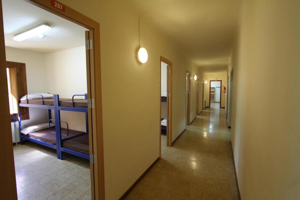 Alberg Roques Blanques Ribes De Freser Room photo